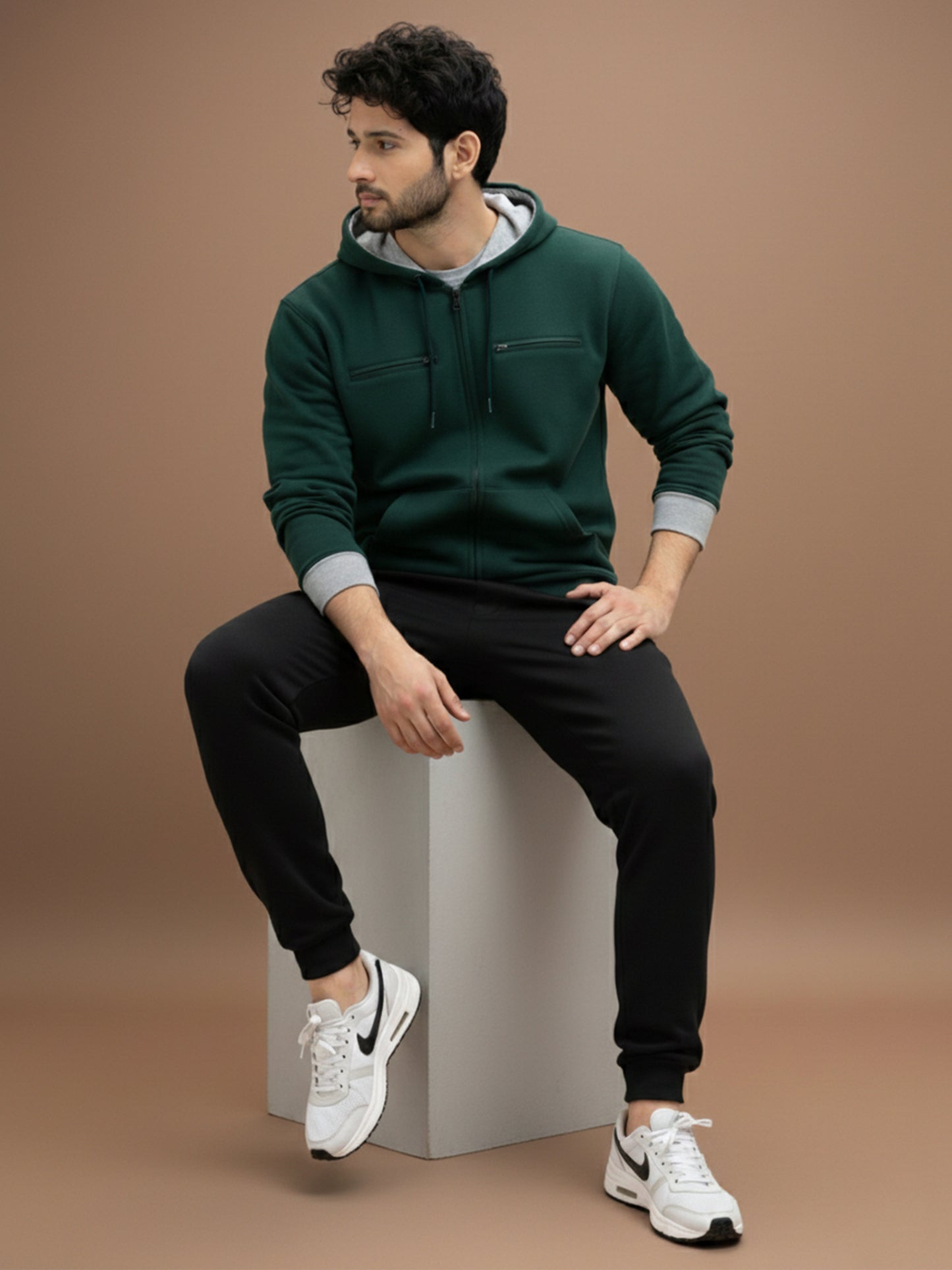 Travel  Explorer Hoodie - Bottle Green